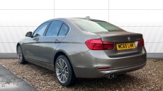 BMW 3 Series 330d xDrive Luxury 4dr Step Auto Diesel Saloon